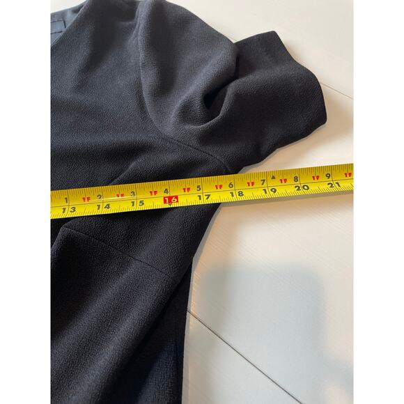 Jax Dress A-Line Black Embroidered Sz 8 Short Sleeve Lined Stretch Floral Demure - Picture 9 of 10